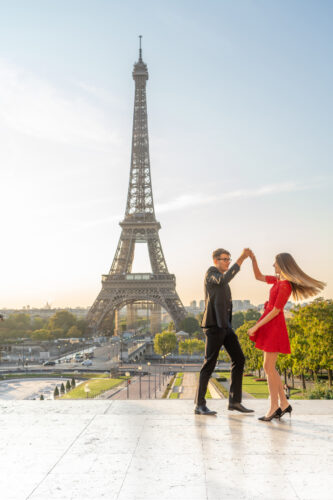 Couple-danse-tour-eiffel